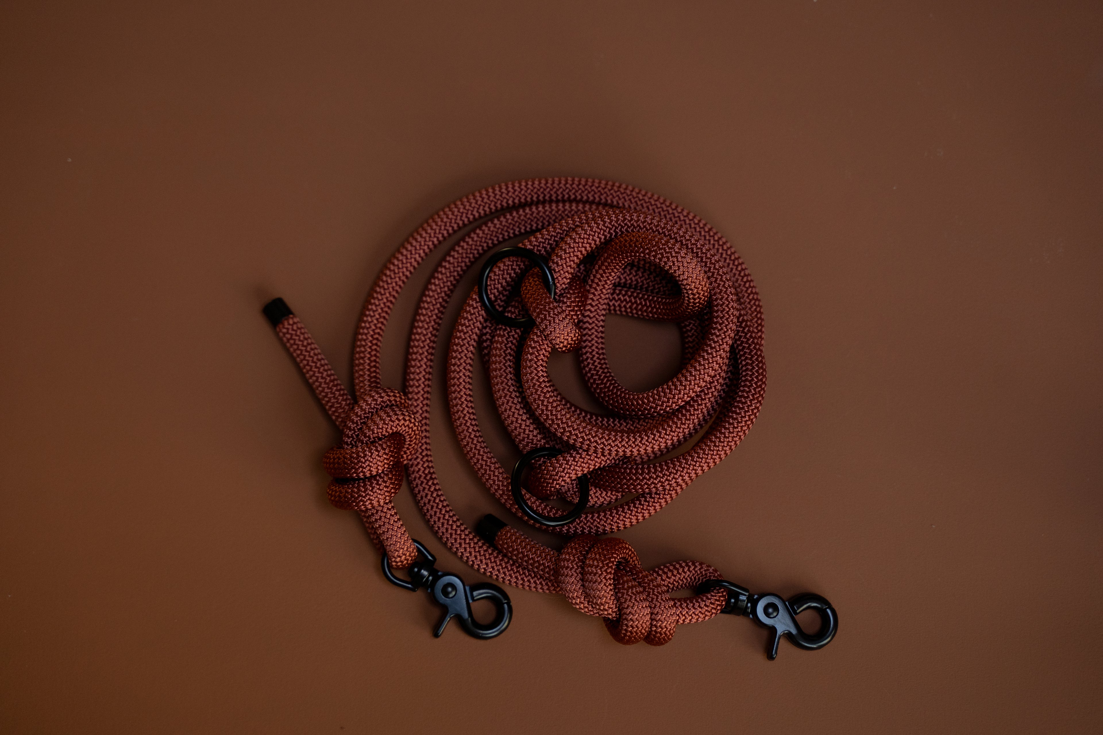 BRONZE BROWN | MULTIFUNCTIONELE HANDSFREE HONDENLIJN | 250 cm | zwarte haken