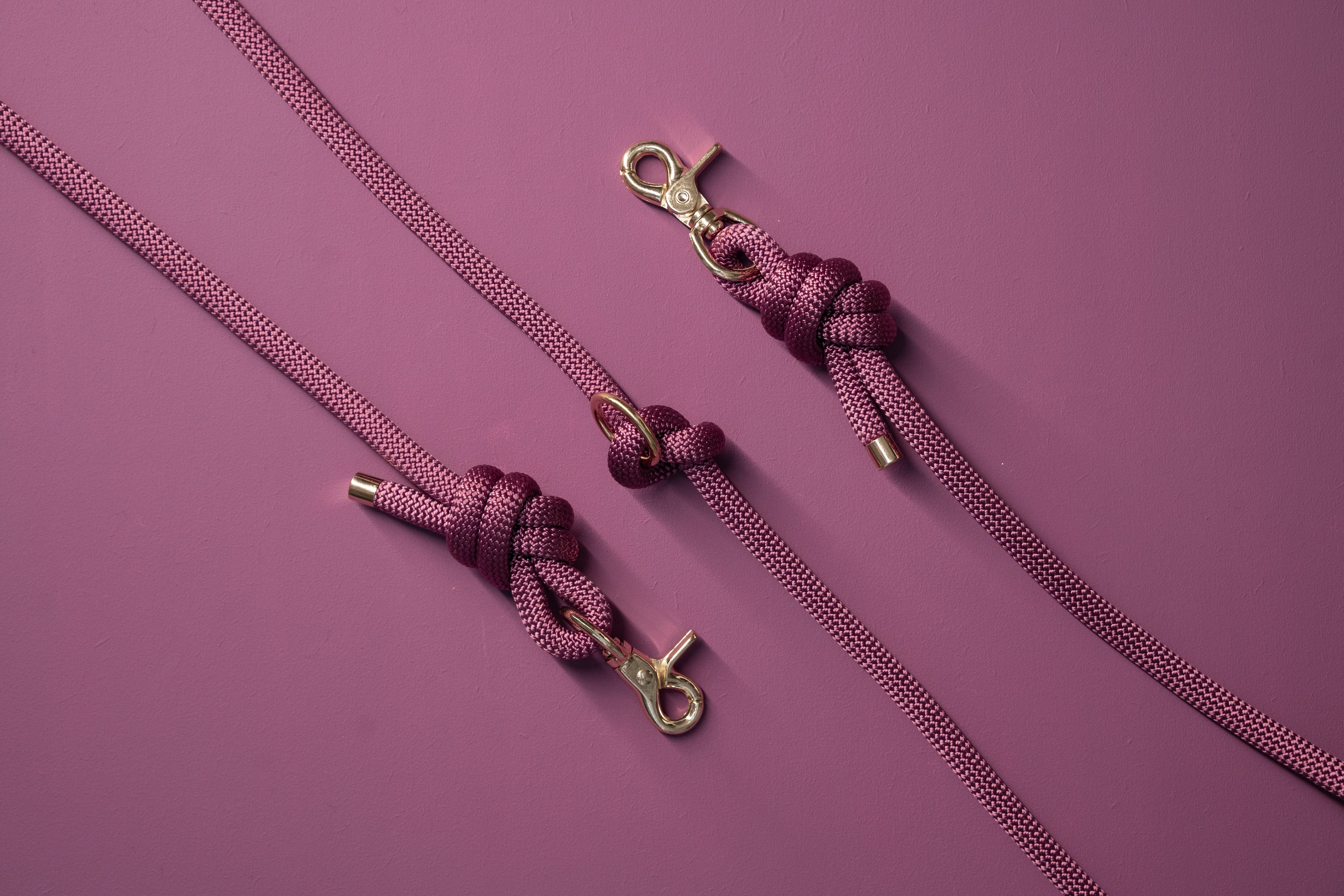 WINE RED | MULTIFUNCTIONELE HANDSFREE HONDENLIJN | 250 cm | messing haken